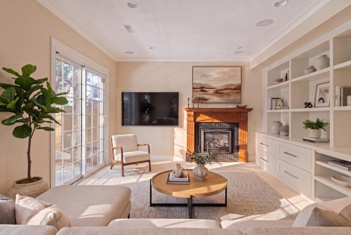697 Braemar Road E, North Vancouver, BC 