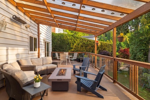 697 Braemar Road E, North Vancouver, BC 