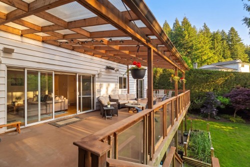 697 Braemar Road E, North Vancouver, BC 