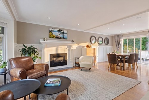 697 Braemar Road E, North Vancouver, BC 
