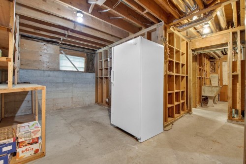 888 Seymour Drive, Coquitlam, BC 