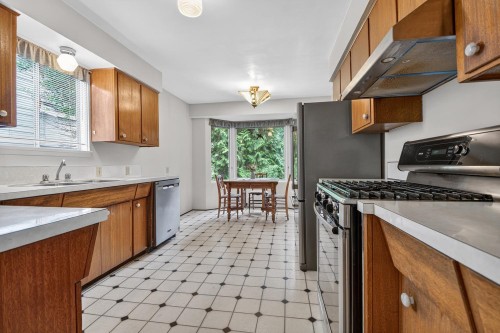 888 Seymour Drive, Coquitlam, BC 