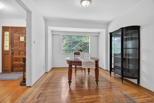 888 Seymour Drive, Coquitlam, BC 