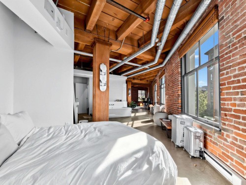 321-55 Cordova Street E, Vancouver, BC 