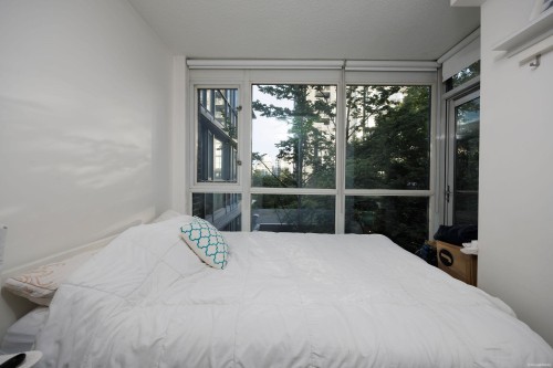 1082 Hornby Street, Vancouver, BC 