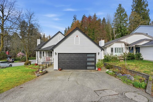 3300 Manning Crescent, North Vancouver, BC 
