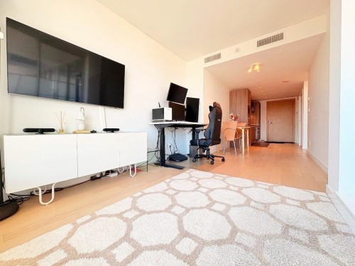 522-2220 Kingsway  Vancouver, BC V5N 2T7