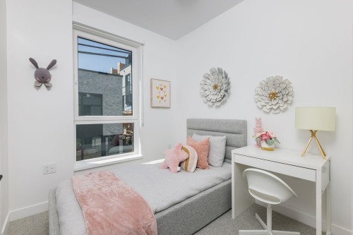 6829 Cambie Street, Vancouver, BC 