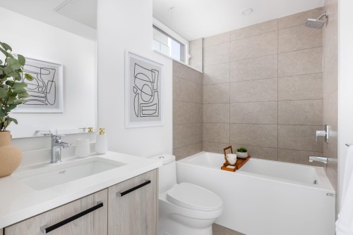 6829 Cambie Street, Vancouver, BC 