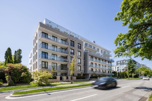 6829 Cambie Street, Vancouver, BC 
