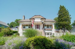 817 Sangster Place New Westminster, BC V3L 4L7