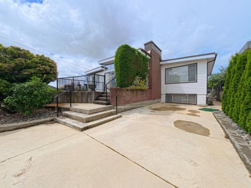 6762 Neal Street, Vancouver, BC 