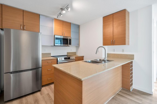 1601-928 Homer Street  Vancouver, BC V6B 1T7