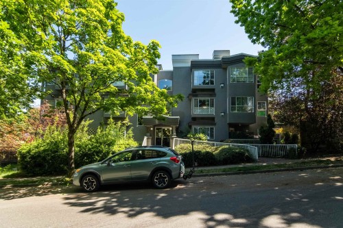 PH1-120 Garden Drive  Vancouver, BC V5L 4P4