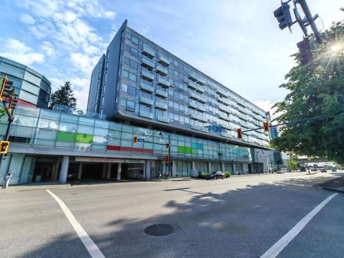 823-8080 Cambie Road  Richmond, BC V6X 0C1