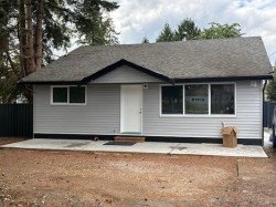 20309 Lorne Avenue Maple Ridge, BC V2X 1G2