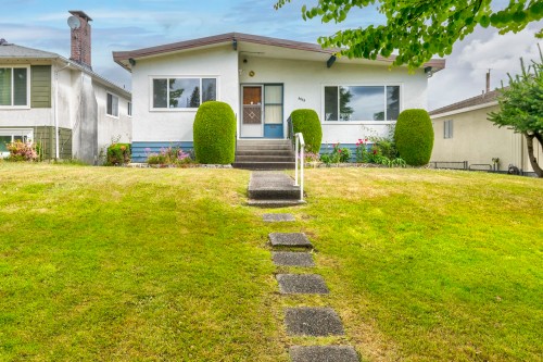 3053 16Th Avenue E, Vancouver, BC 