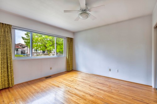 3053 16Th Avenue E, Vancouver, BC 