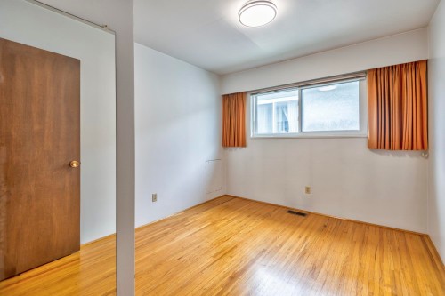 3053 16Th Avenue E, Vancouver, BC 