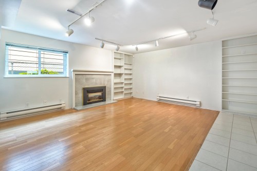 3053 16Th Avenue E, Vancouver, BC 