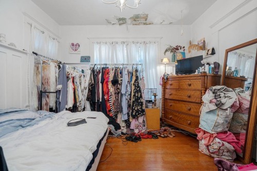 2012 York Avenue, Vancouver, BC 