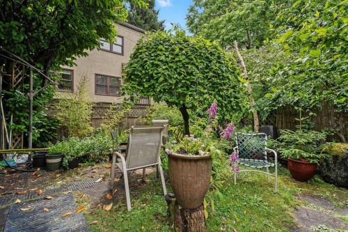 2012 York Avenue, Vancouver, BC 
