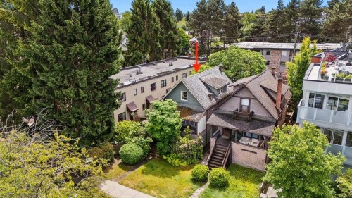 2012 York Avenue, Vancouver, BC 