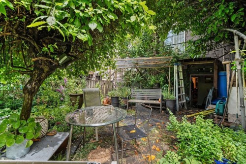 2012 York Avenue, Vancouver, BC 
