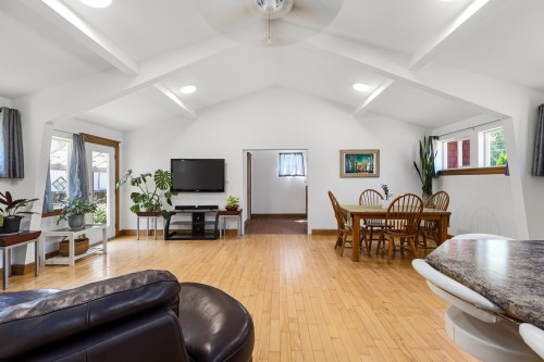 7596 Taylor Road, Pemberton, BC 