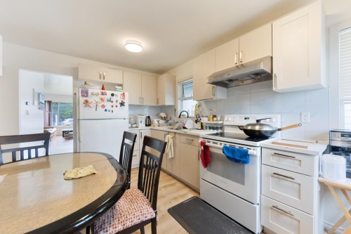 3185 16Th Avenue E, Vancouver, BC 