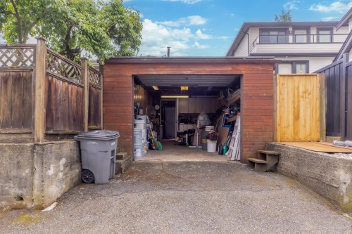 3185 16Th Avenue E, Vancouver, BC 