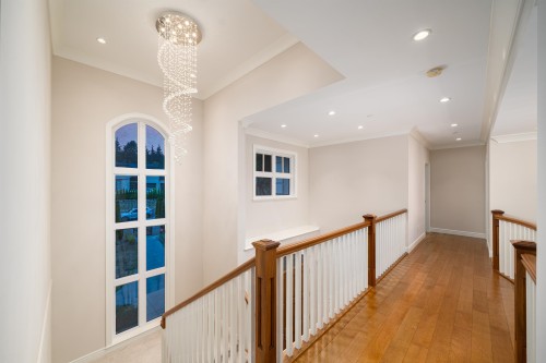 920 3Rd Street, West Vancouver, BC 
