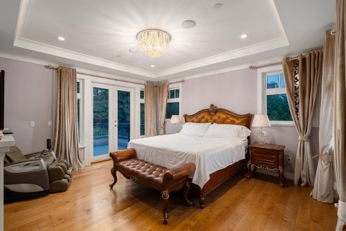 920 3Rd Street, West Vancouver, BC 