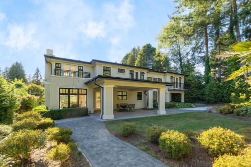 920 3Rd Street, West Vancouver, BC 