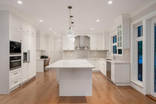 920 3Rd Street, West Vancouver, BC 