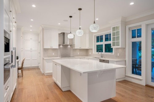 920 3Rd Street, West Vancouver, BC 