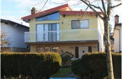 5794 Lanark Street  Vancouver, BC V5P 2Y5