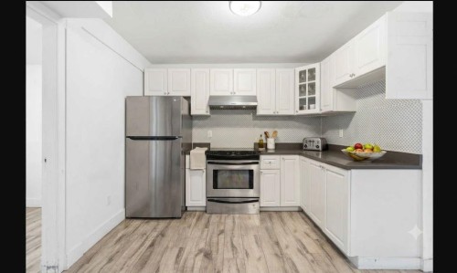886 56Th Avenue E, Vancouver, BC 