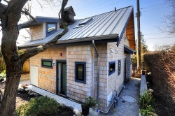 3608 30th Avenue WVancouver, BC V6S 1W8