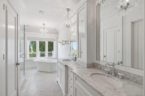 4659 Woodgreen Drive, West Vancouver, BC 