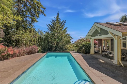 4659 Woodgreen Drive, West Vancouver, BC 
