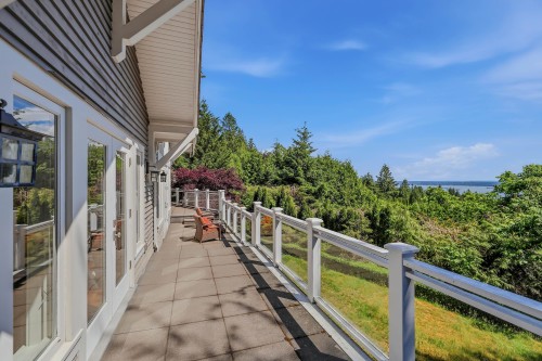 4659 Woodgreen Drive, West Vancouver, BC 