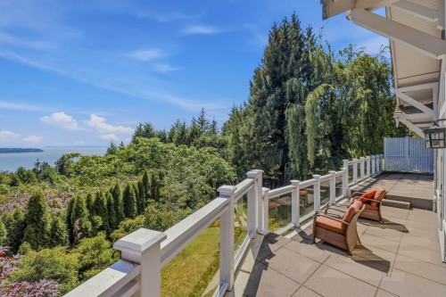 4659 Woodgreen Drive, West Vancouver, BC 