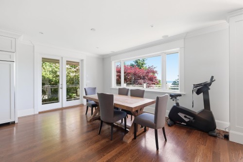 4659 Woodgreen Drive, West Vancouver, BC 