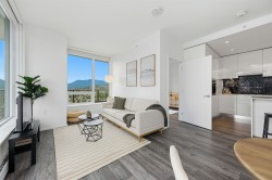 2207-4650 Brentwood Boulevard Burnaby, BC V5C 0M3