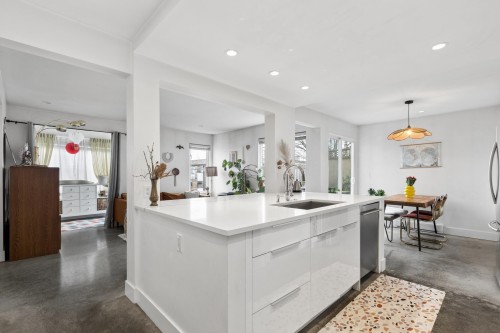 105-507 6Th Avenue E, Vancouver, BC 