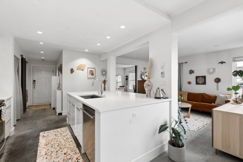 105-507 6Th Avenue E, Vancouver, BC 