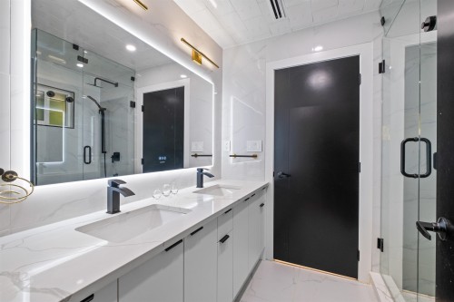 3812 Dalkeith Drive, North Vancouver, BC 