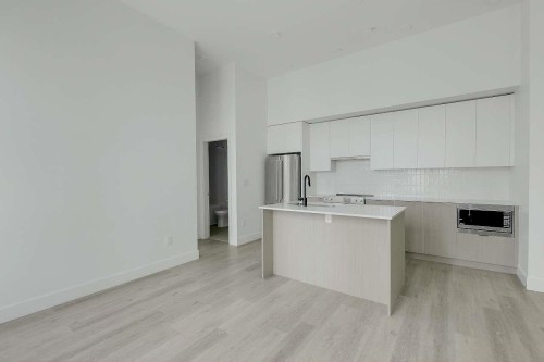 103-1306 Laval Square, Coquitlam, BC 