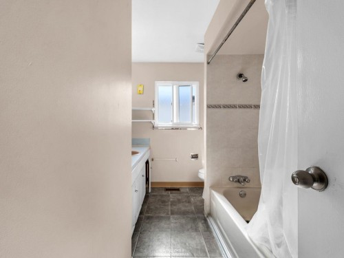 1205 49Th Avenue E, Vancouver, BC 